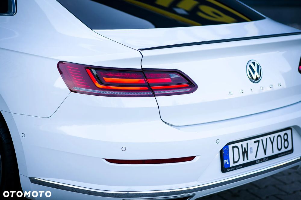 Volkswagen Arteon 2.0 TDI SCR R-Line DSG - 27