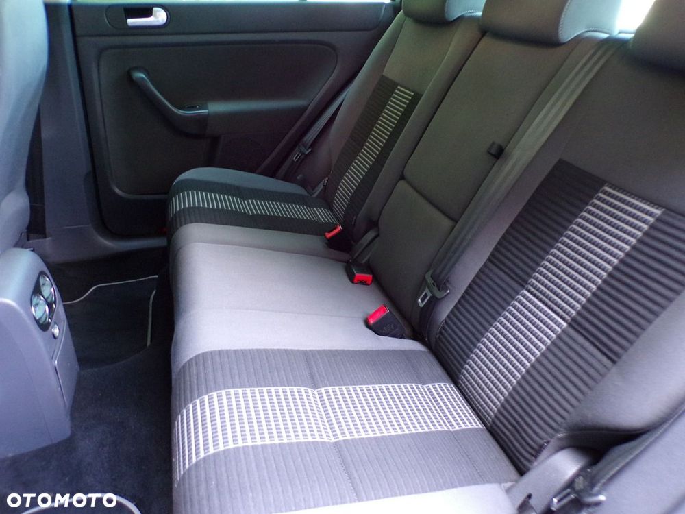 Volkswagen Golf Plus 1.6 Automatik United - 25