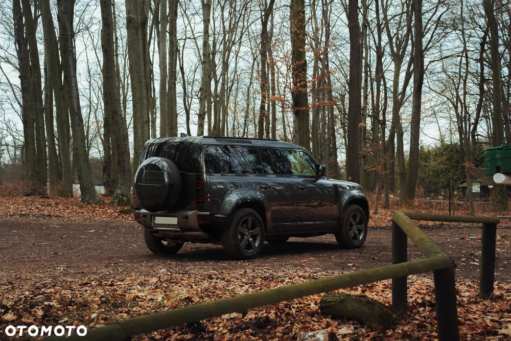Land Rover Defender 3.0 D250 mHEV X-Dynamic HSE - 11