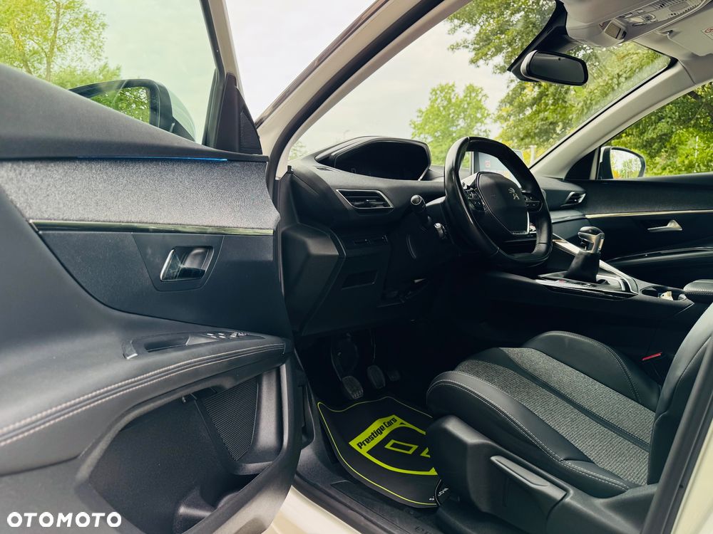 Peugeot 3008 BlueHDi 130 Stop & Start Allure Pack - 31
