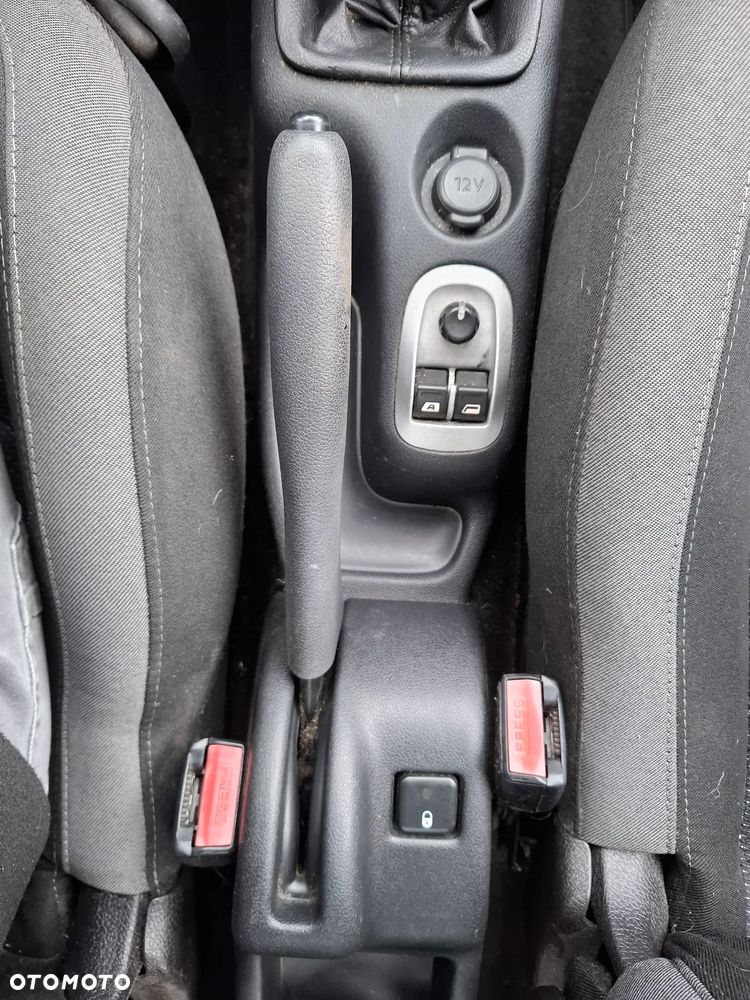 Peugeot 206 plus - 14