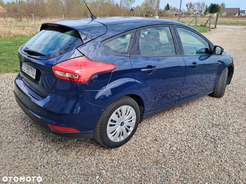Ford Focus - 11