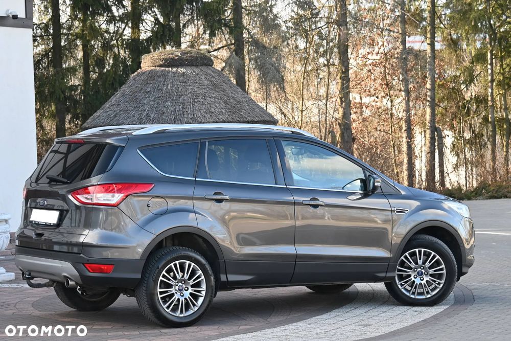 Ford Kuga 2.0 TDCi 4x4 Titanium - 12