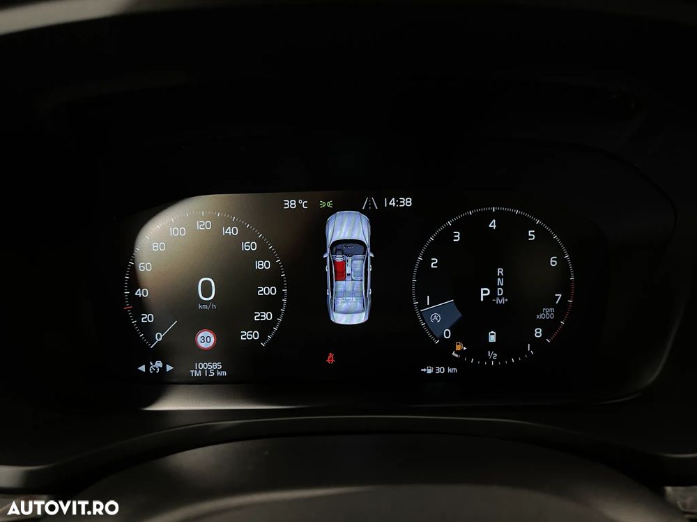 Volvo S60 B4 MHEV AT Plus Dark - 30
