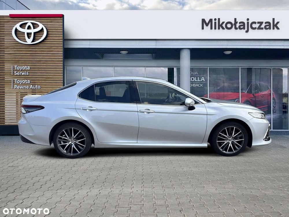 Toyota Camry 2.5 Hybrid Executive CVT - 11