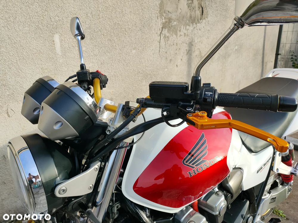 Honda CB - 26