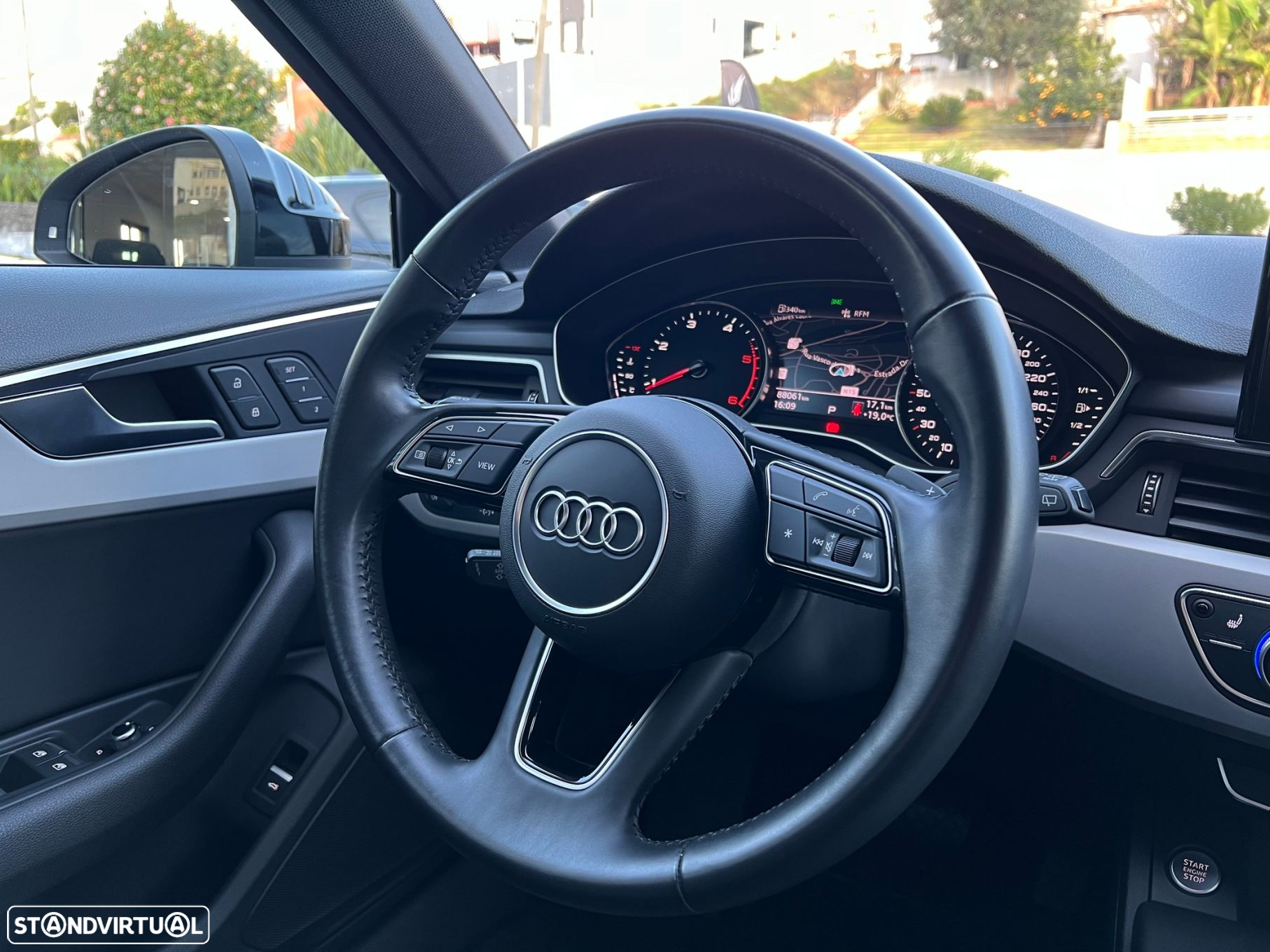 Audi A4 Avant 35 TDI S line S tronic - 24