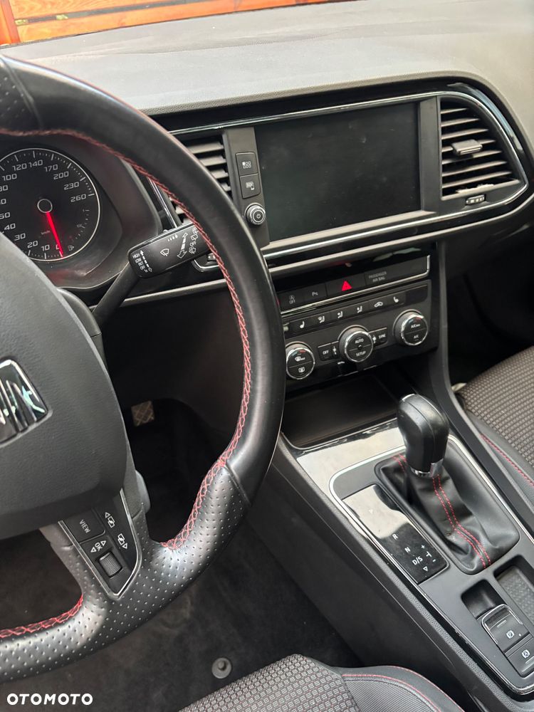 Seat Leon 2.0 TDI FR S&S DSG - 17