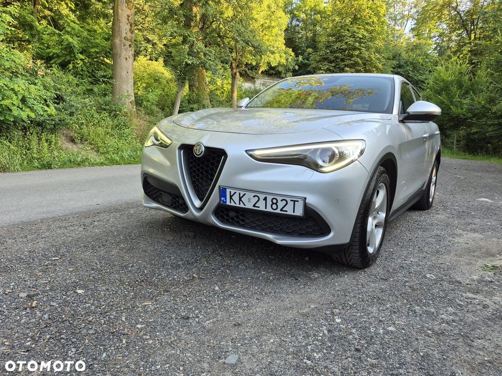 Alfa Romeo Stelvio 2.2 JTDM - 13