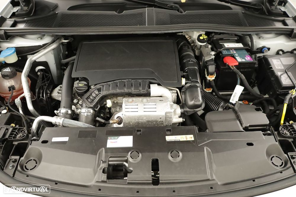 Peugeot 308 SW 1.2 PureTech GT EAT8 - 24