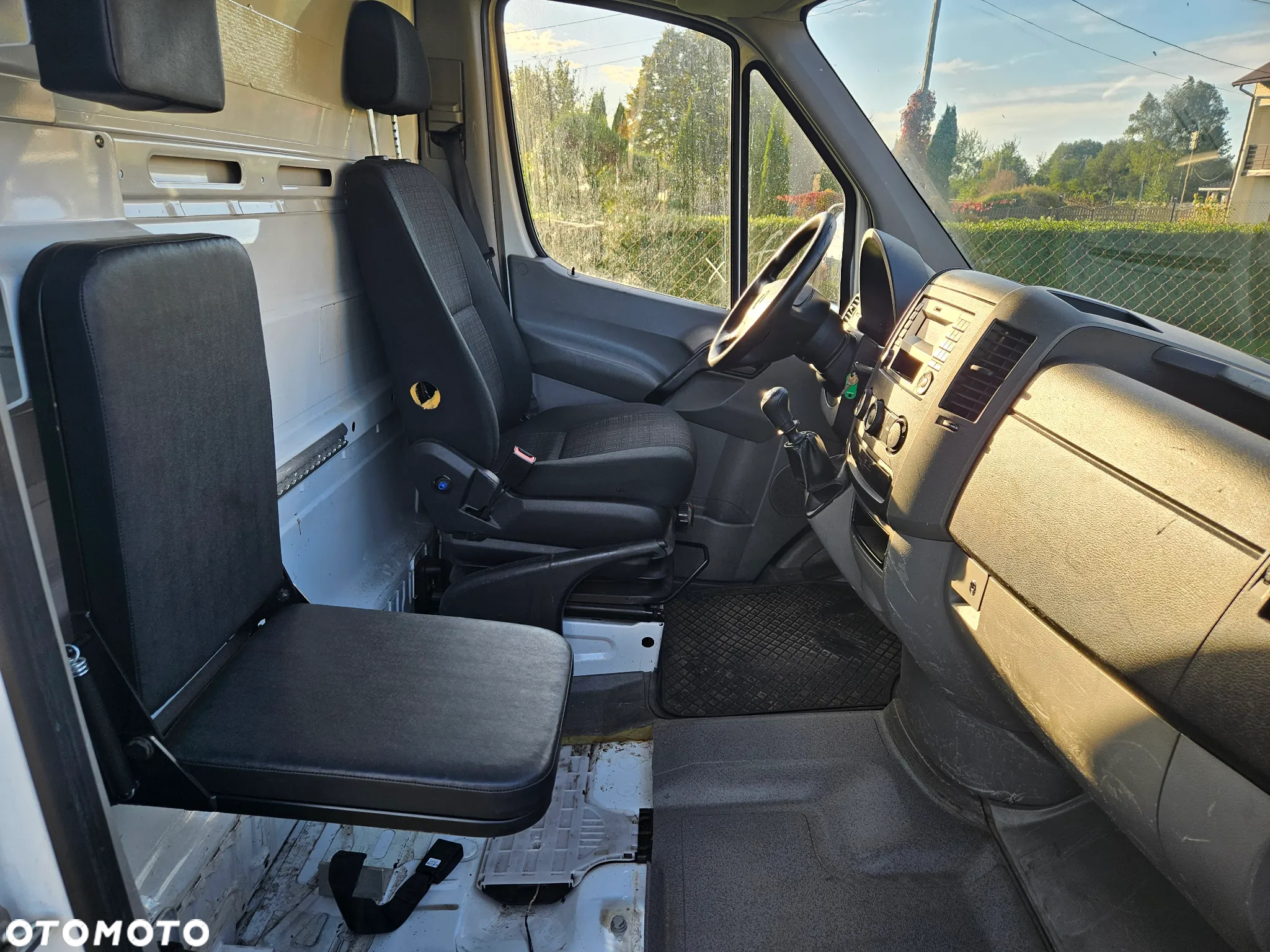 Mercedes-Benz Sprinter - 4