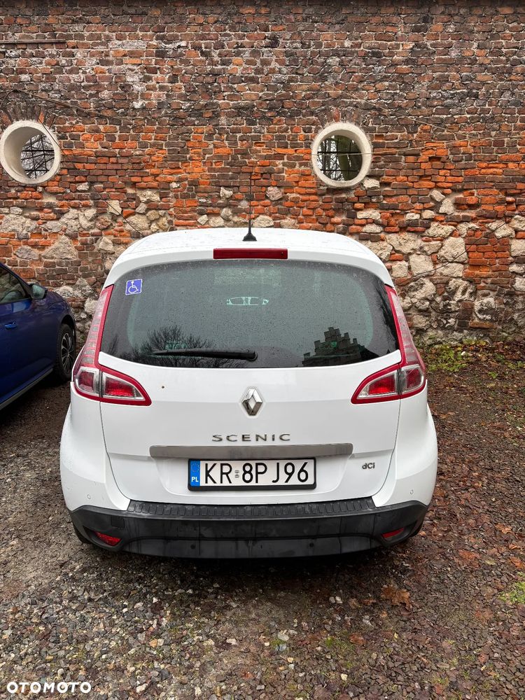 Renault Scenic 1.5 dCi Authentique - 5