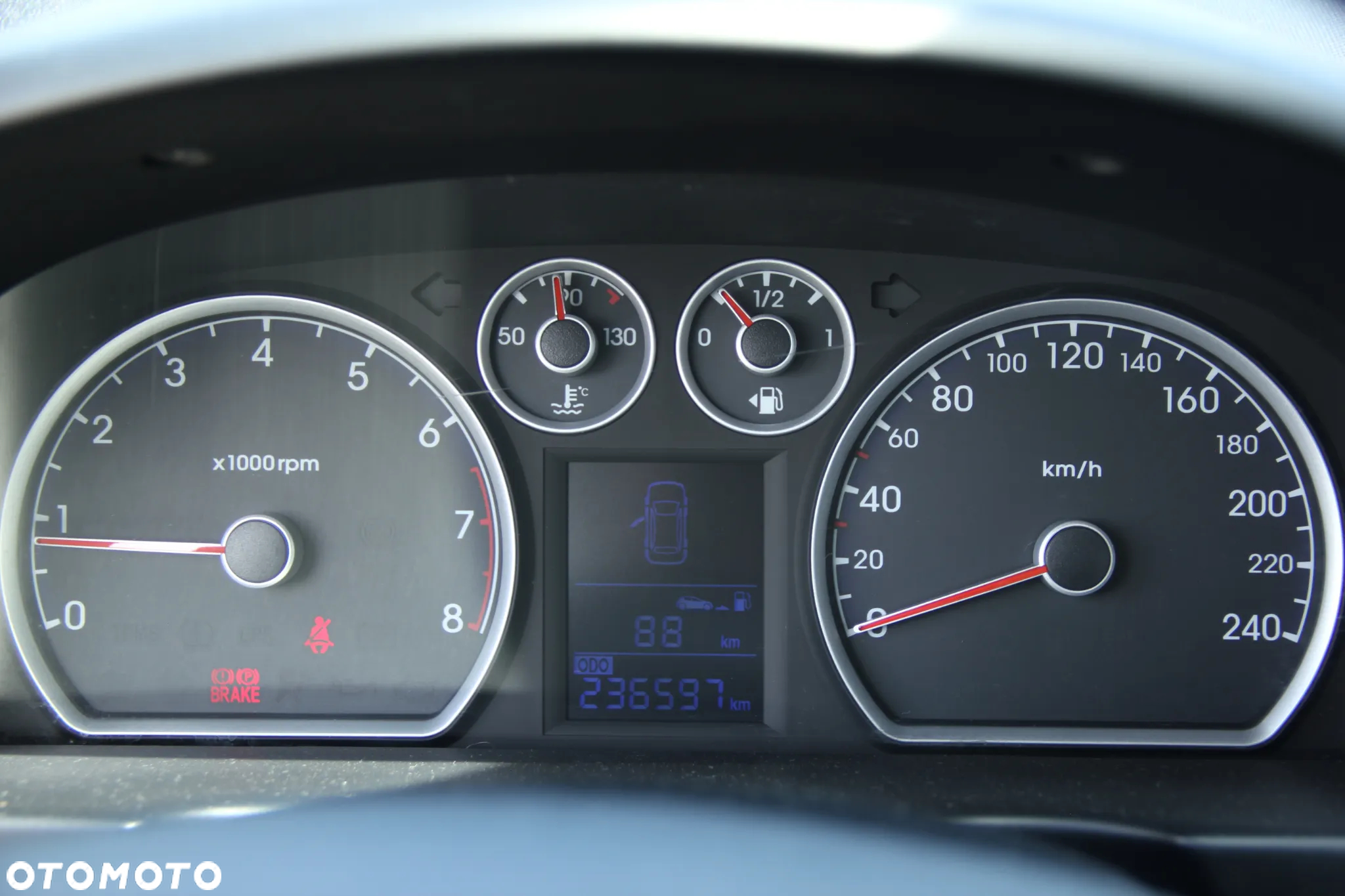 Hyundai i30 1.6 Classic + - 11