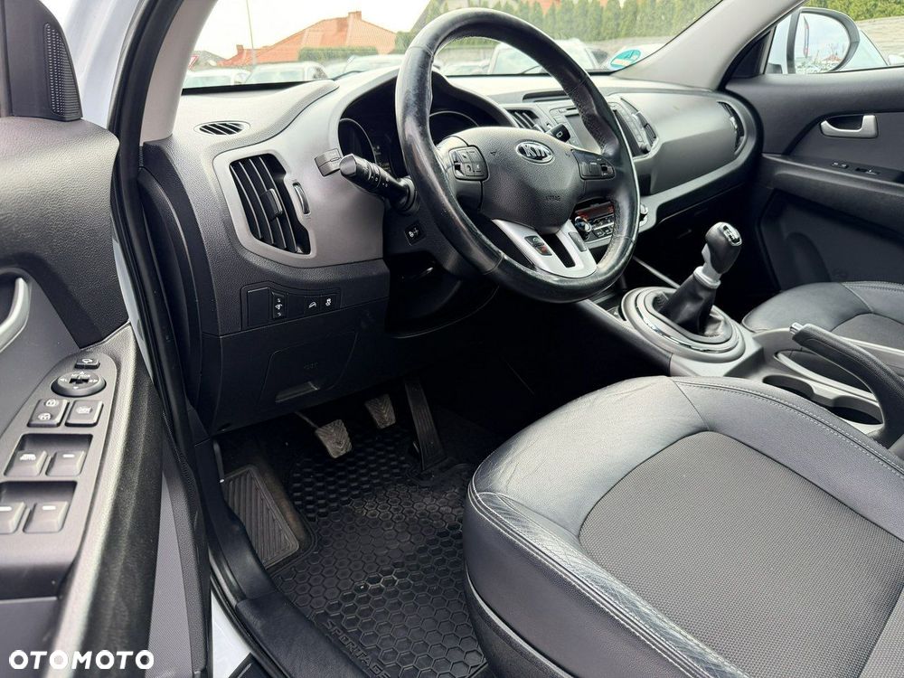 Kia Sportage 2,0 CRDI AWD Vision - 11