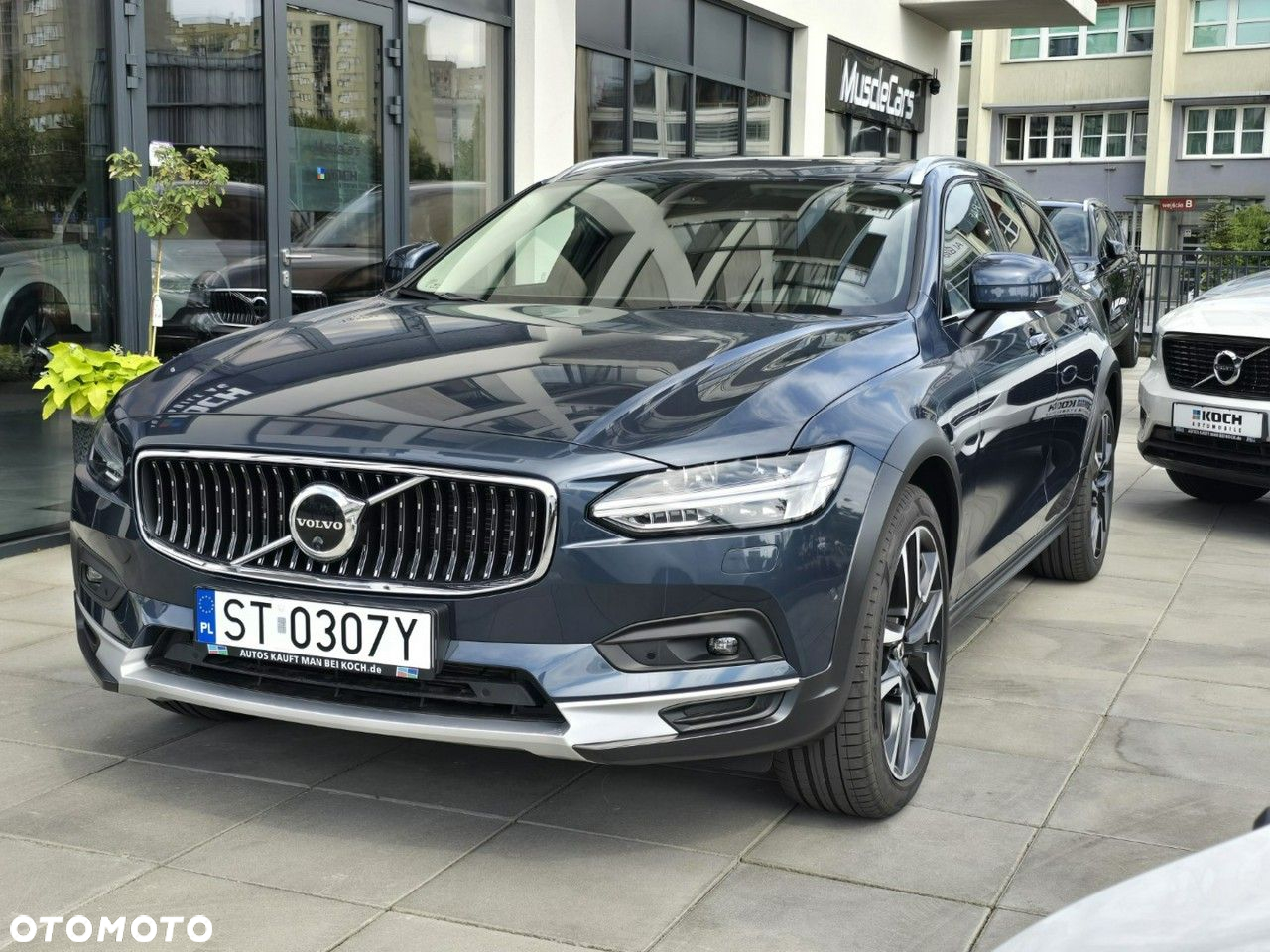 Volvo V90 Cross Country - 6