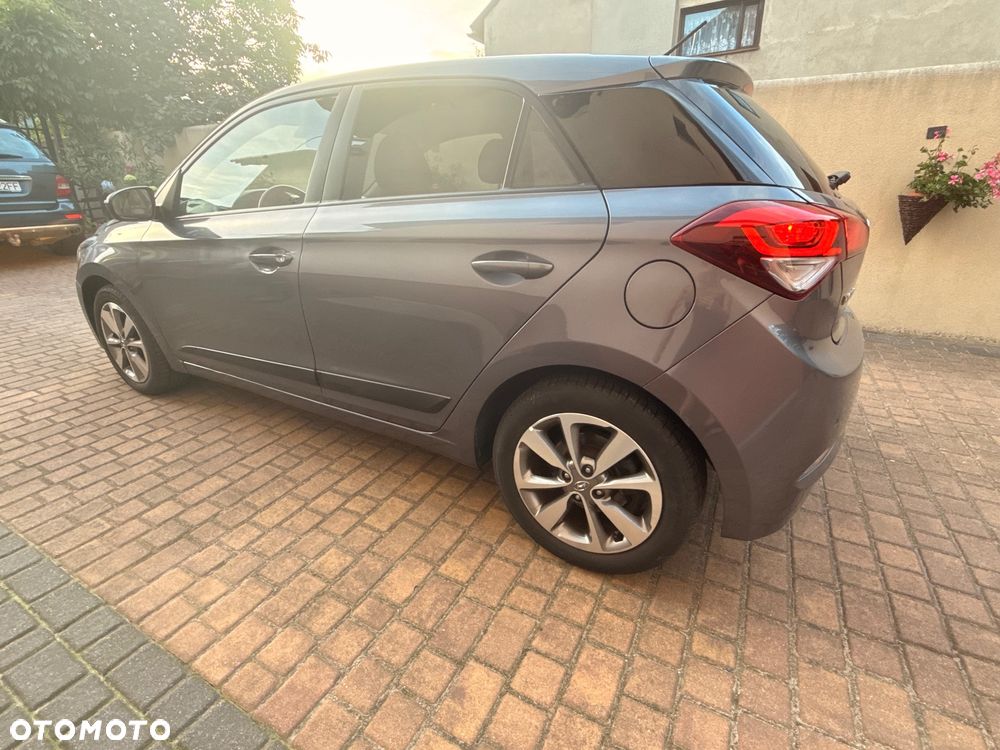 Hyundai i20 1.4 Premium - 7