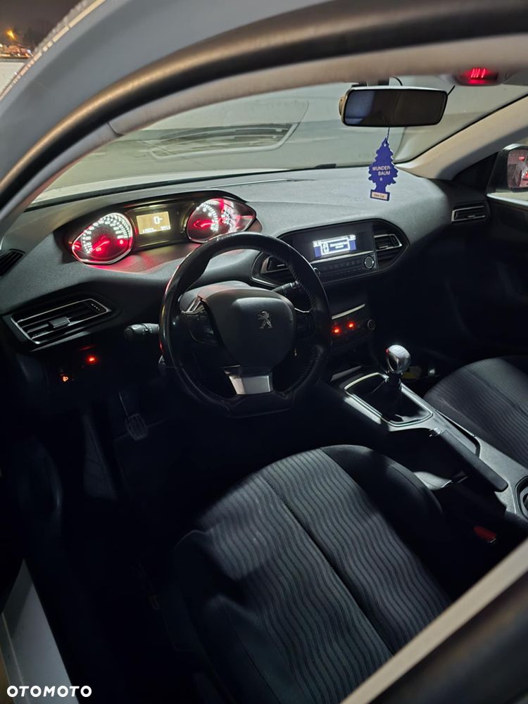 Peugeot 308 1.2 PureTech Access S&S - 7