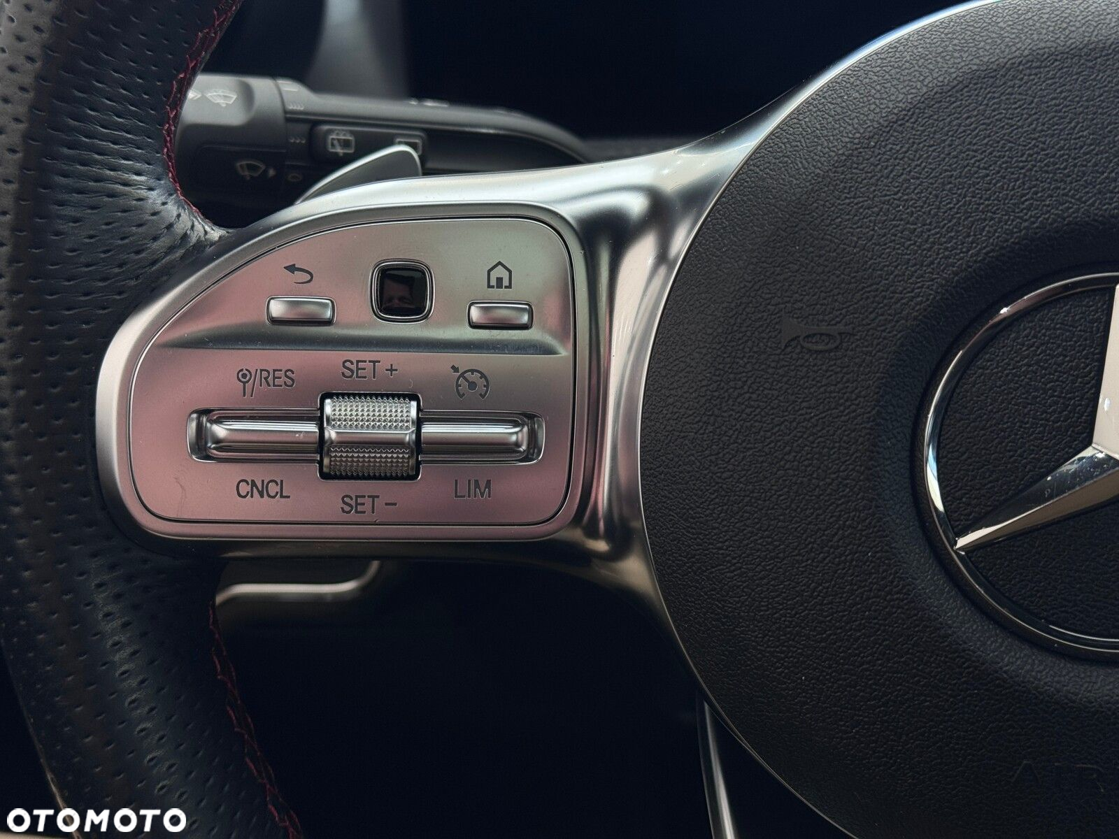 Mercedes-Benz CLA 200 d AMG Line 8G-DCT - 24