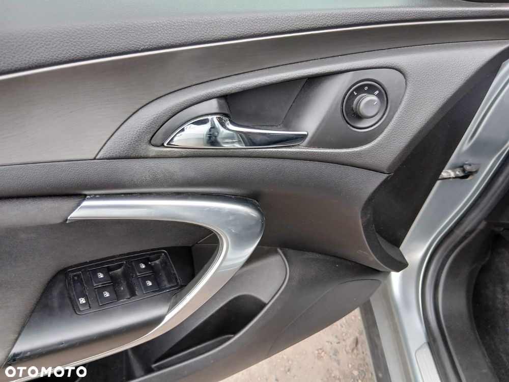 Opel Insignia 1.6 Turbo - 16