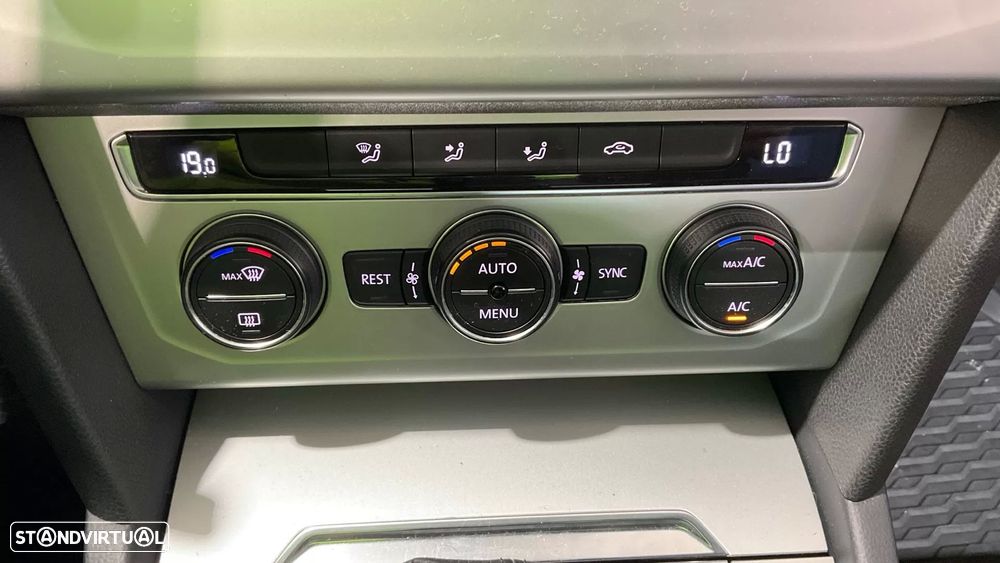 VW Passat 2.0 TDI Confortline - 6