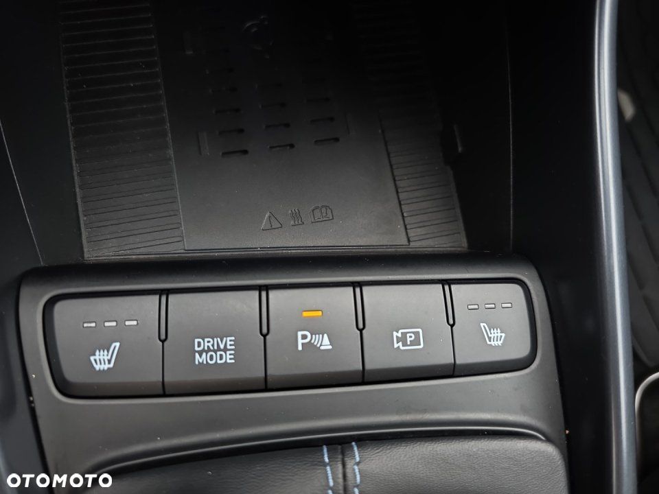 Hyundai i20 - 21