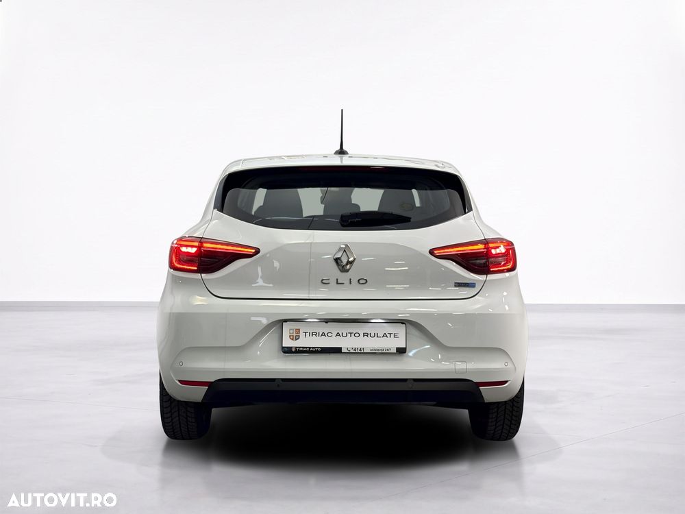 Renault Clio - 5