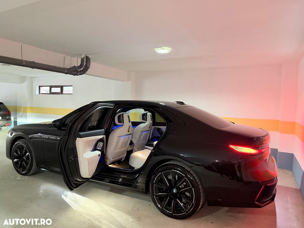 BMW Seria 7 - 21
