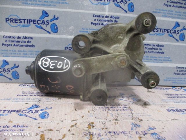 Motor Limpa Vidros Frente 849100 2640  8511095443 TOYOTA DYNA 150 1989 2.8D 85CV 2P BRANCO FRT - 2