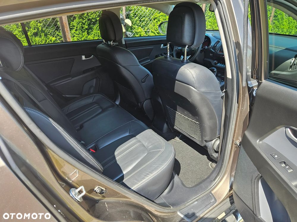 Kia Sportage 2.0 CRDI L AWD - 13