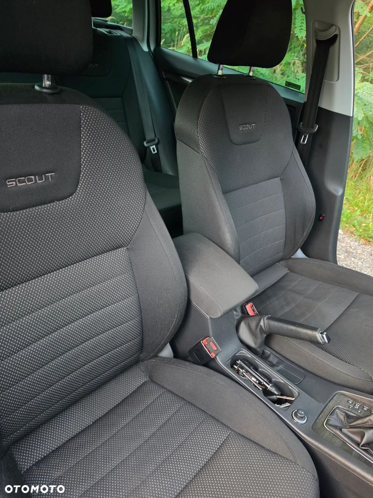 Skoda Octavia Scout 2.0 TDI 4x4 DSG - 20