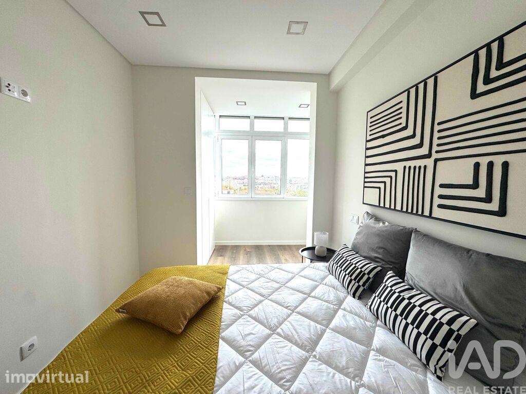Apartamento T3 em Benfica de 85 m2 - Grande imagem: 4/32