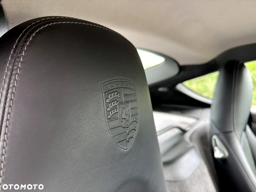 Porsche 718 Cayman - 35