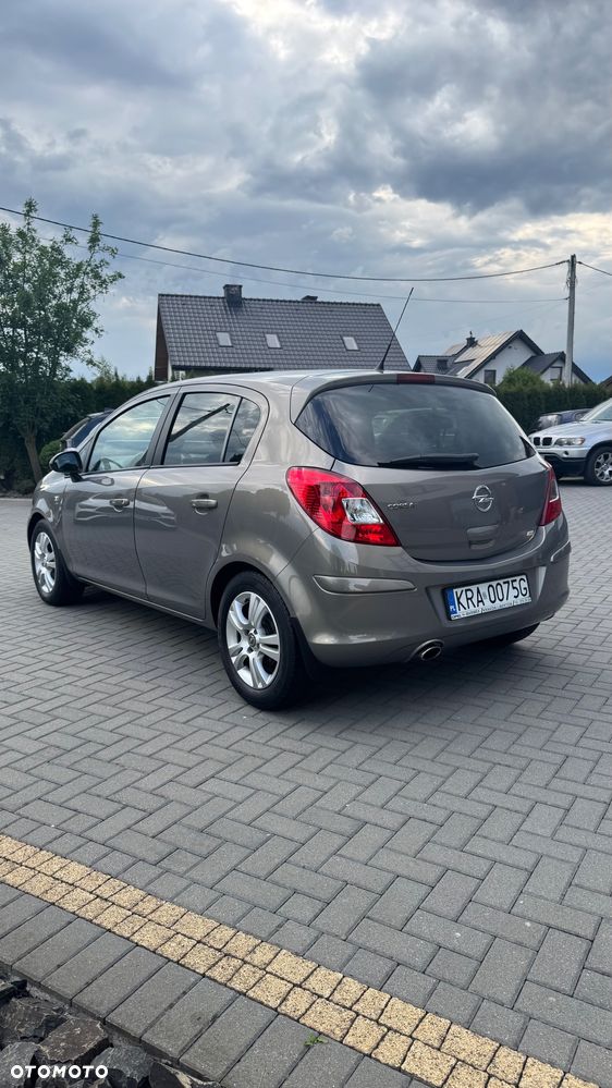 Opel Corsa - 3
