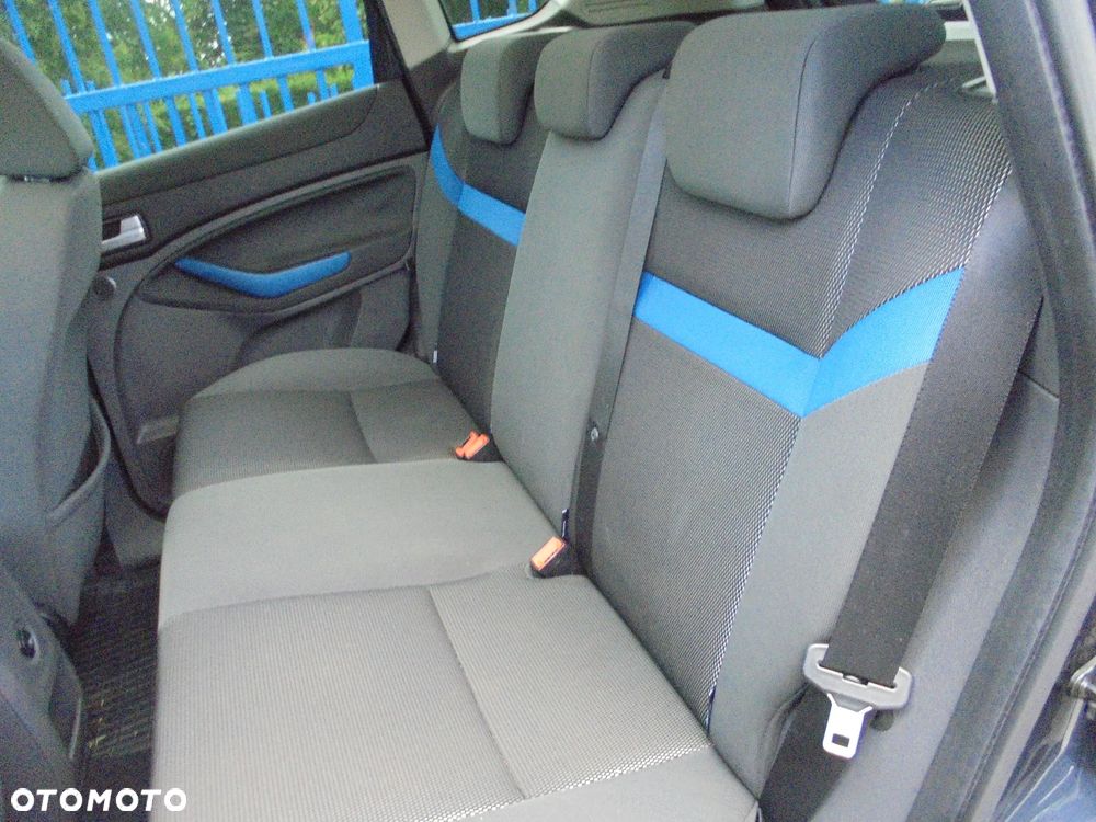 Ford Kuga 2.0 TDCi 4x4 Trend - 11