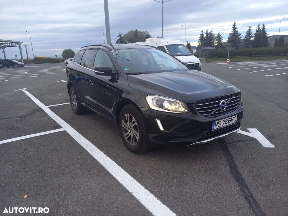 Volvo XC 60 D4AWD Ocean Race - 11