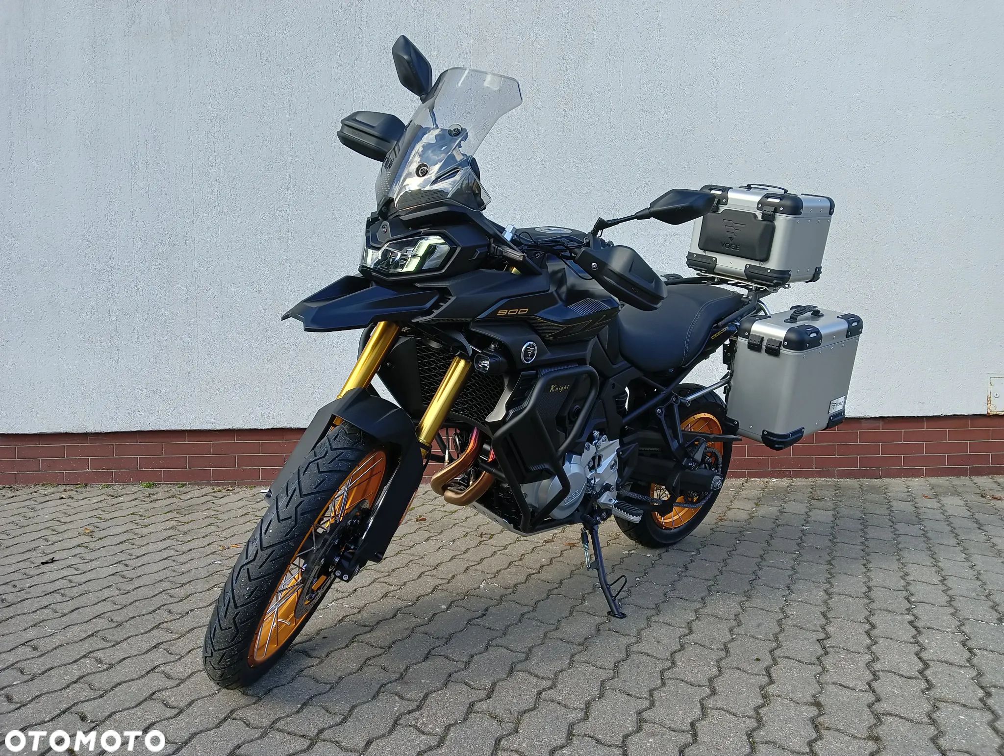 VOGE 900DSX - 1