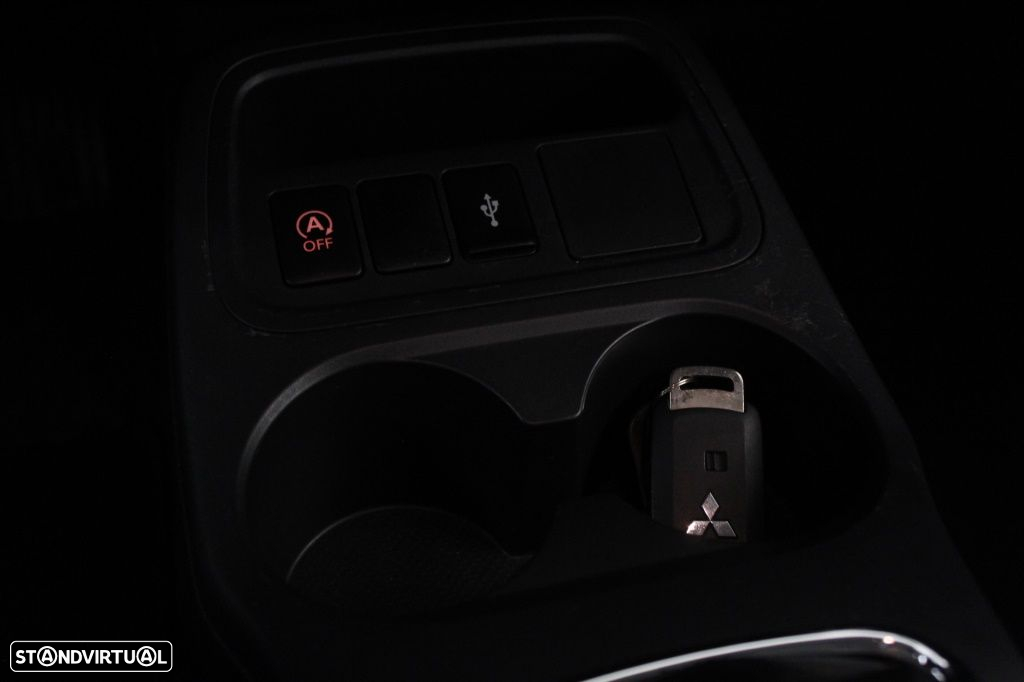 Mitsubishi Space Star 1.2 Connect Edition - 29