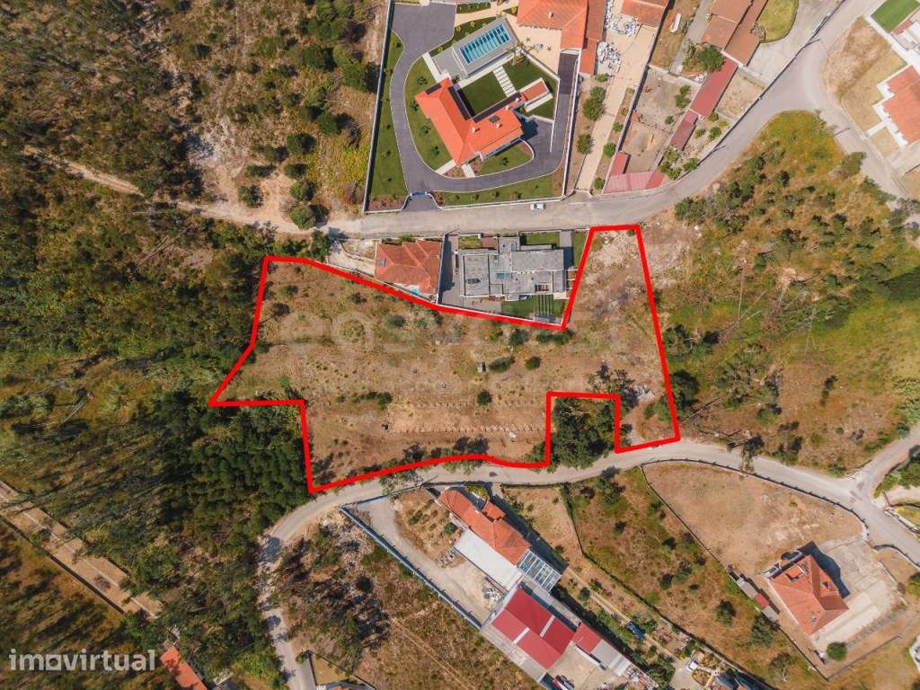 Terreno com 6.600m² na Barosa, Leiria - PDM Grau II com 3.960m² de ABC - Grande imagem: 2/6