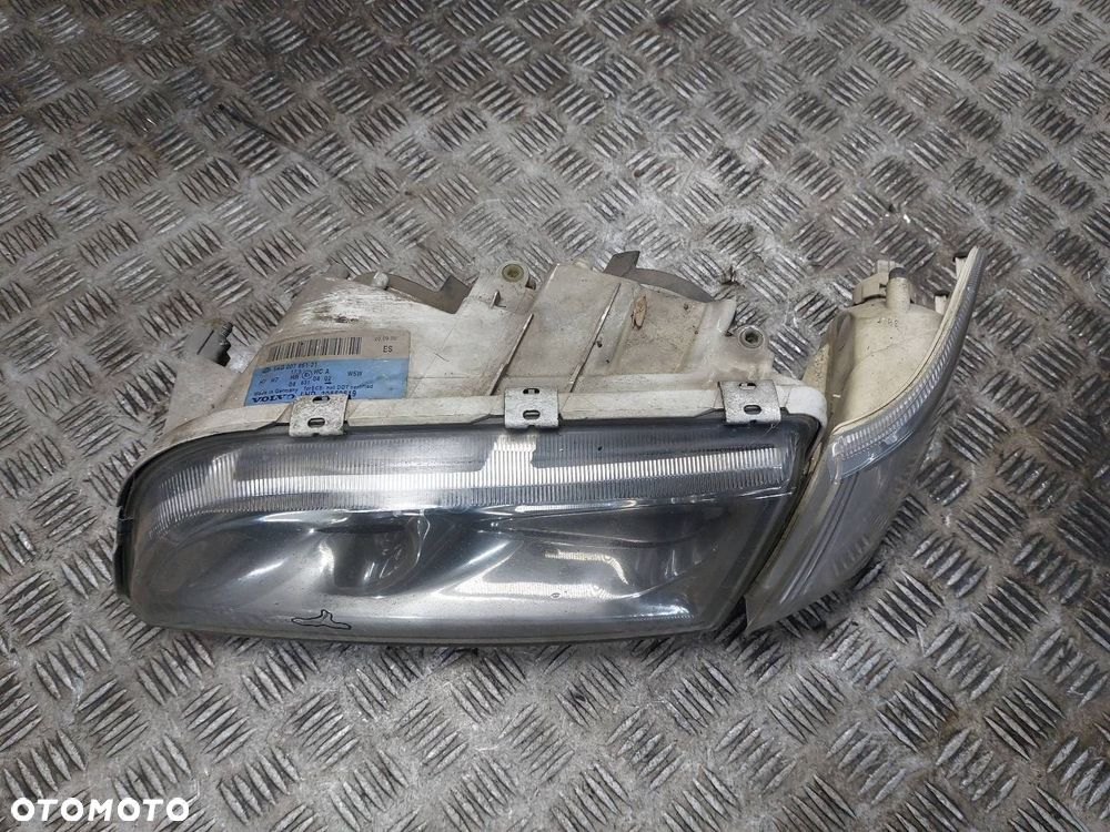 LAMPA LEWY PRZÓD + KIERUNKOWSKAZ VOLVO V40 I S40 I LIFT 30859619 ID: 236289 - 6