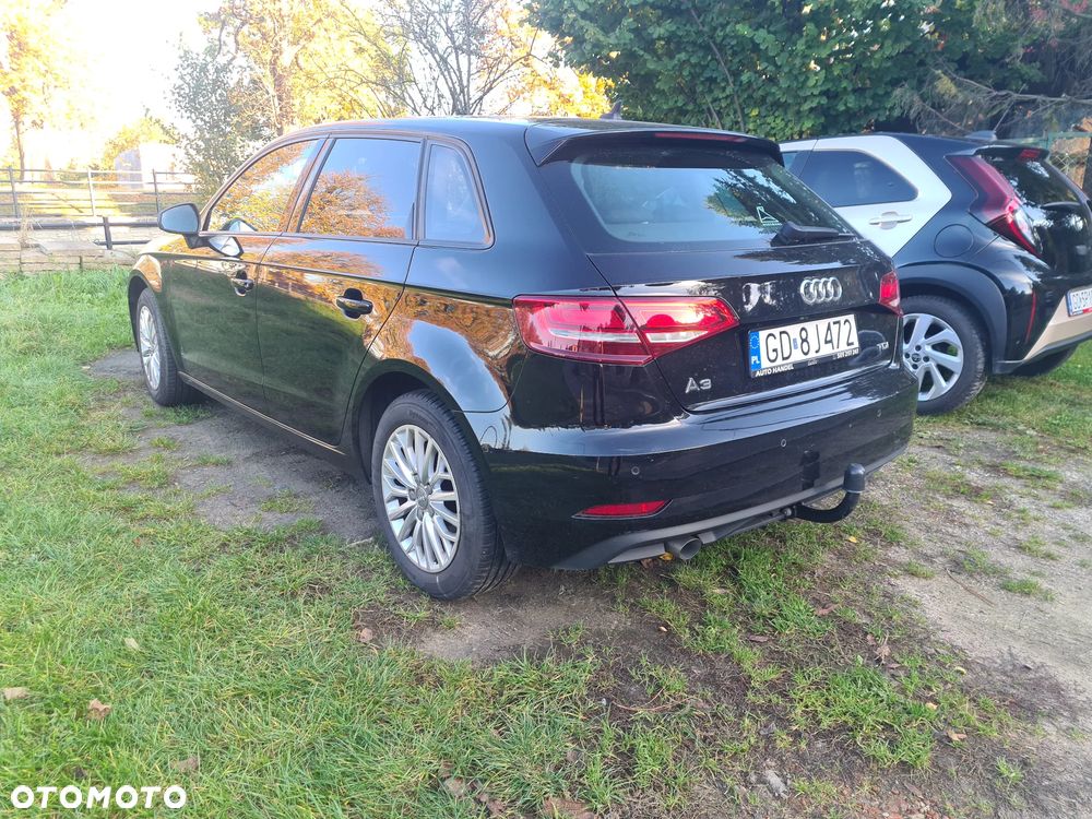 Audi A3 Sportback - 3