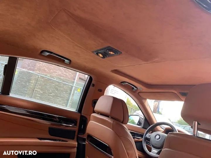 BMW Seria 7 740d xDrive - 11