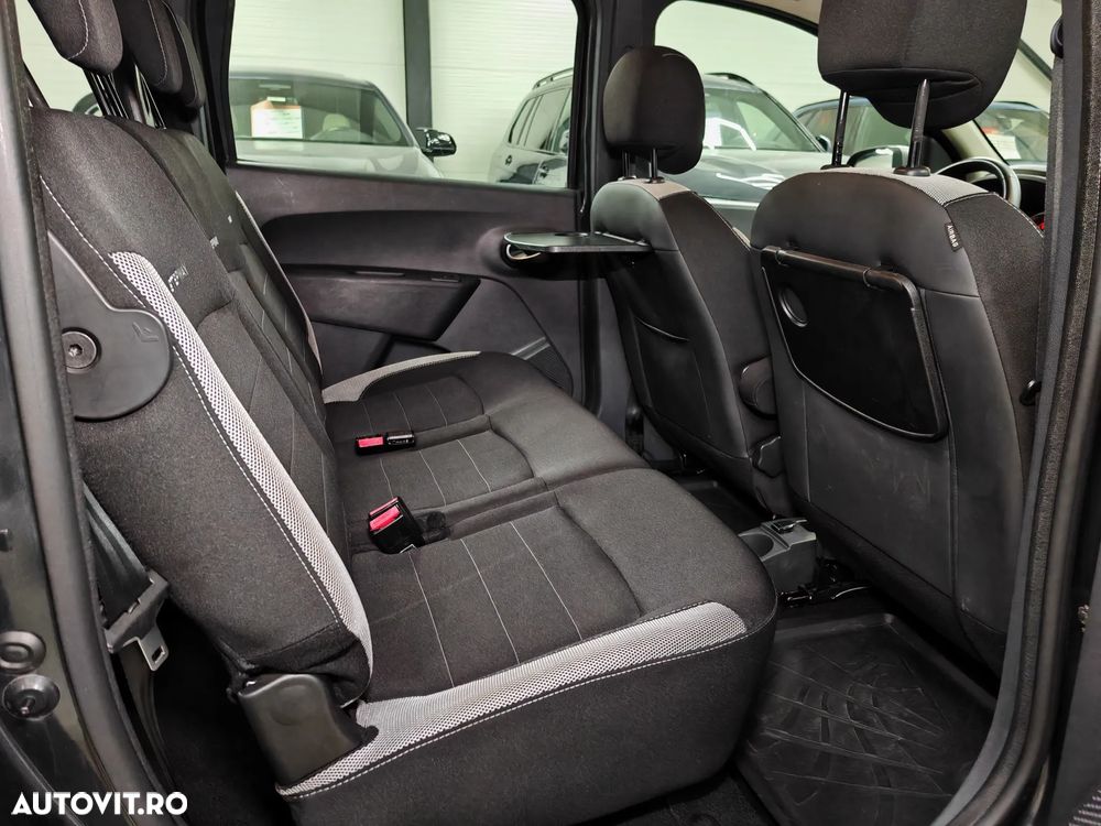 Dacia Lodgy 1.5 dCi Stepway - 10