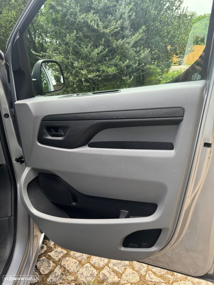 Peugeot Expert 2.0 BlueHDi Semi-Vidrado Long - 26