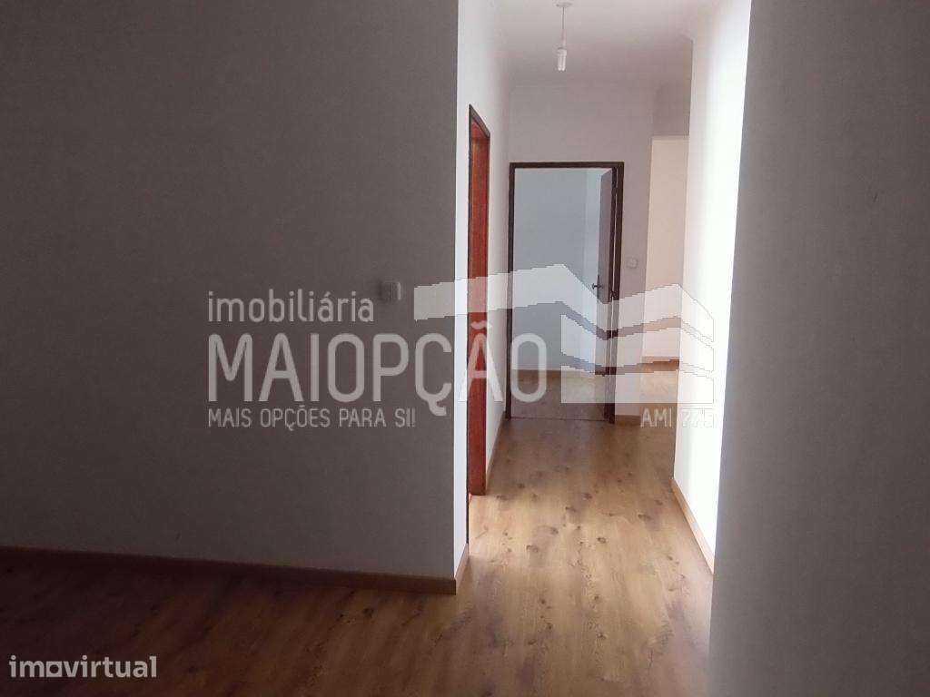 Apartamento Duplex de tipologia T3 na Guarda - Grande imagem: 4/17