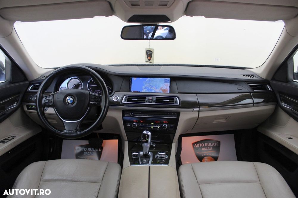 BMW Seria 7 - 8