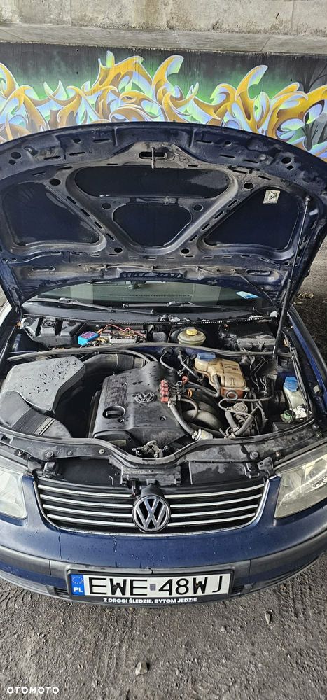 Volkswagen Passat 1.6 CL - 5