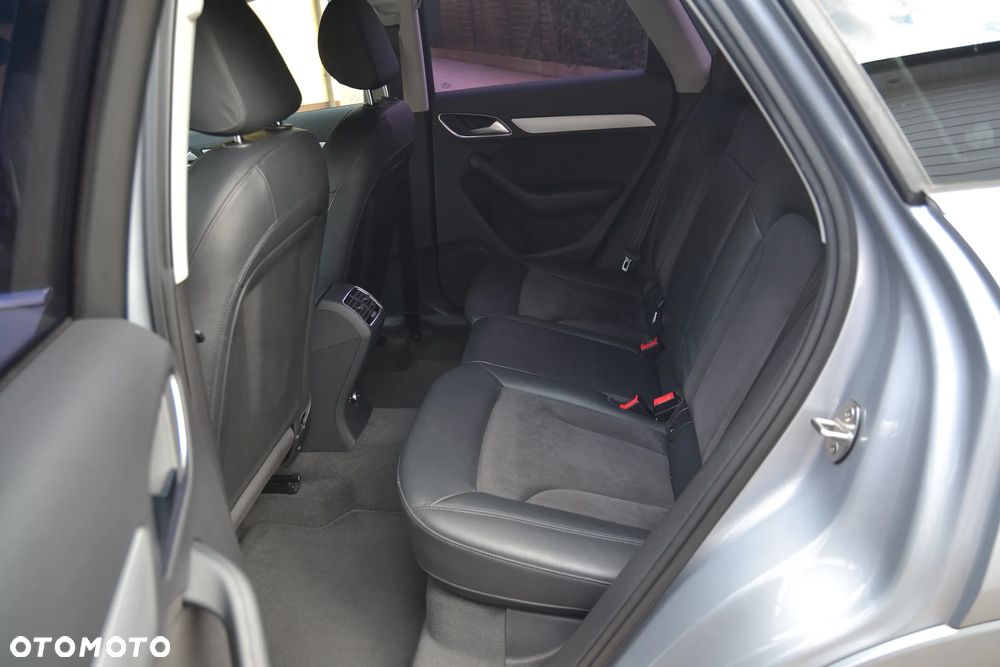 Audi Q3 2.0 TDI Sport - 17