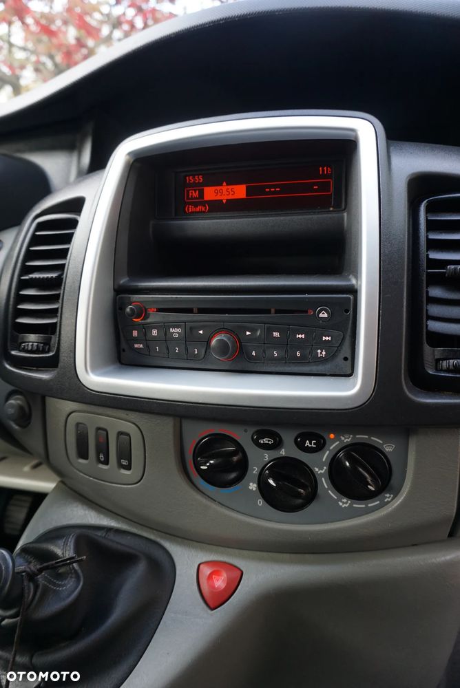 Renault Trafic Passenger Pack Clim - 14