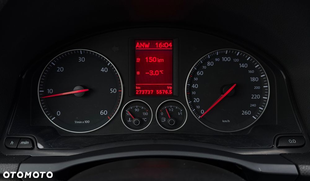 Volkswagen Golf 2.0 TDI DPF 4Motion Trendline - 12