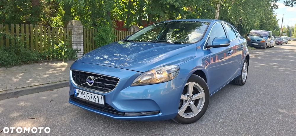 Volvo V40 D2 Momentum - 3